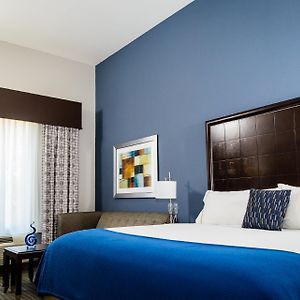 King Room Hearing Accessible